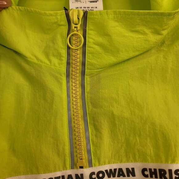 ASOS DESIGN x Christian Cowan Curve logo track top Neon Yellow White Crop 18 - Picture 4 of 13